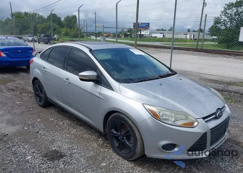 2014 Ford Focus Se z USA, uszkodzony, nr VIN 1FADP3F29EL309212